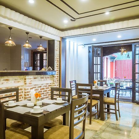 Harati Manor Inn Katmandu Eksteriør billede